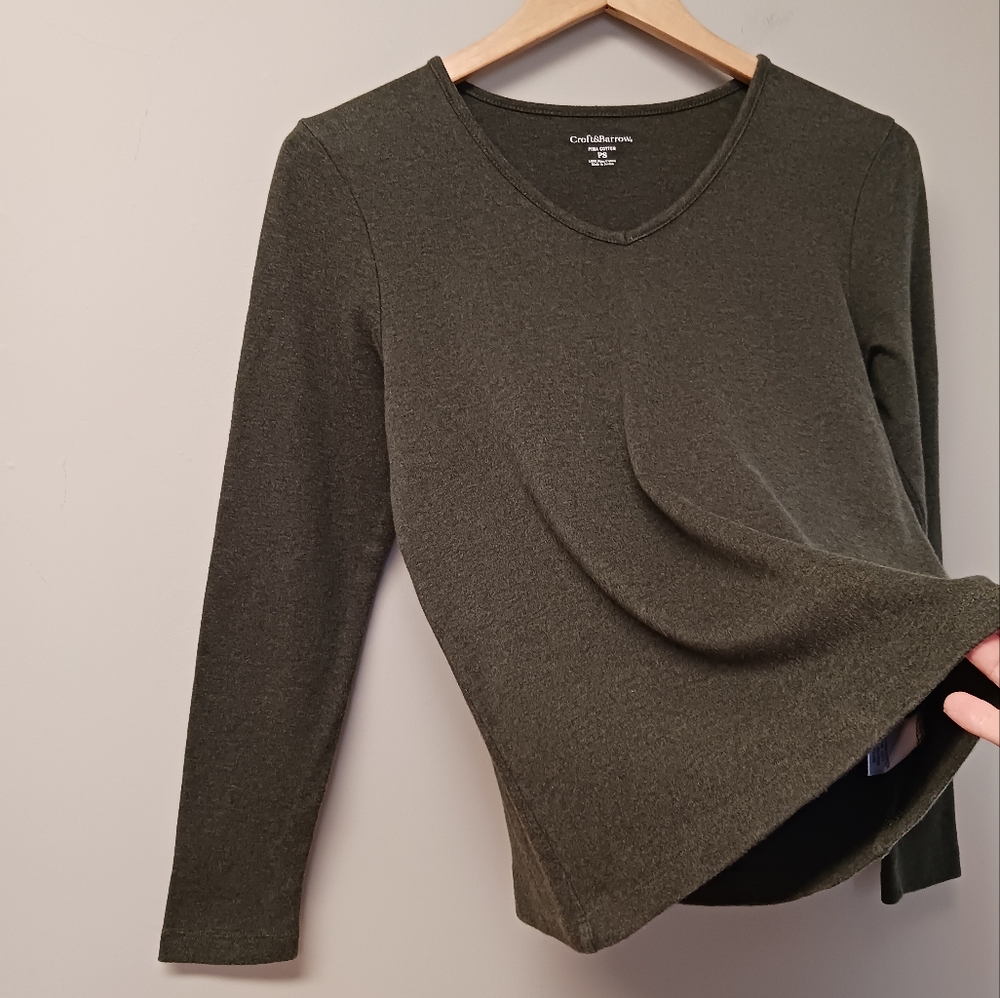 Croft & Barrow Pima Cotton V-neck Long Sleeve Top Size PS - Picture 6 of 10